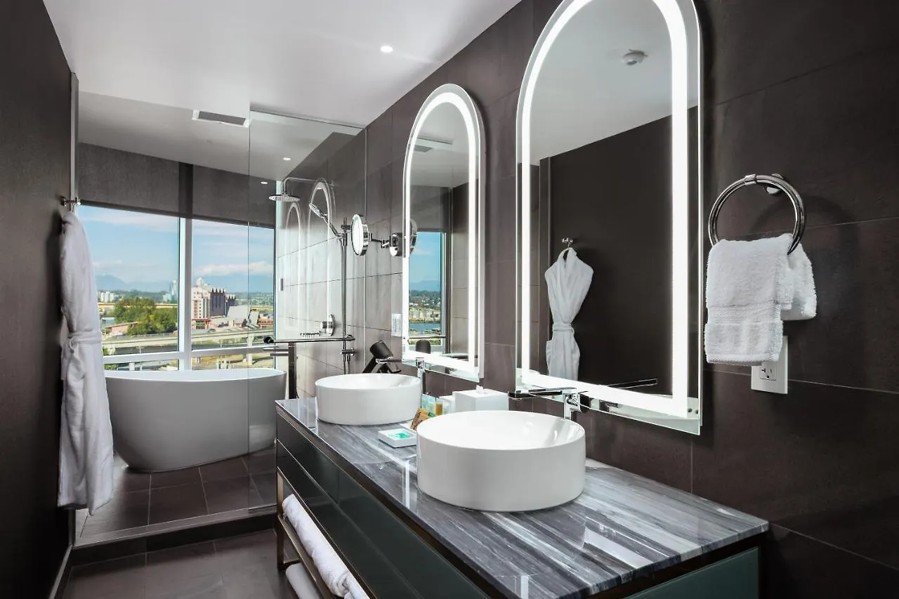 Versante Hotel Richmond 5*,  Canada