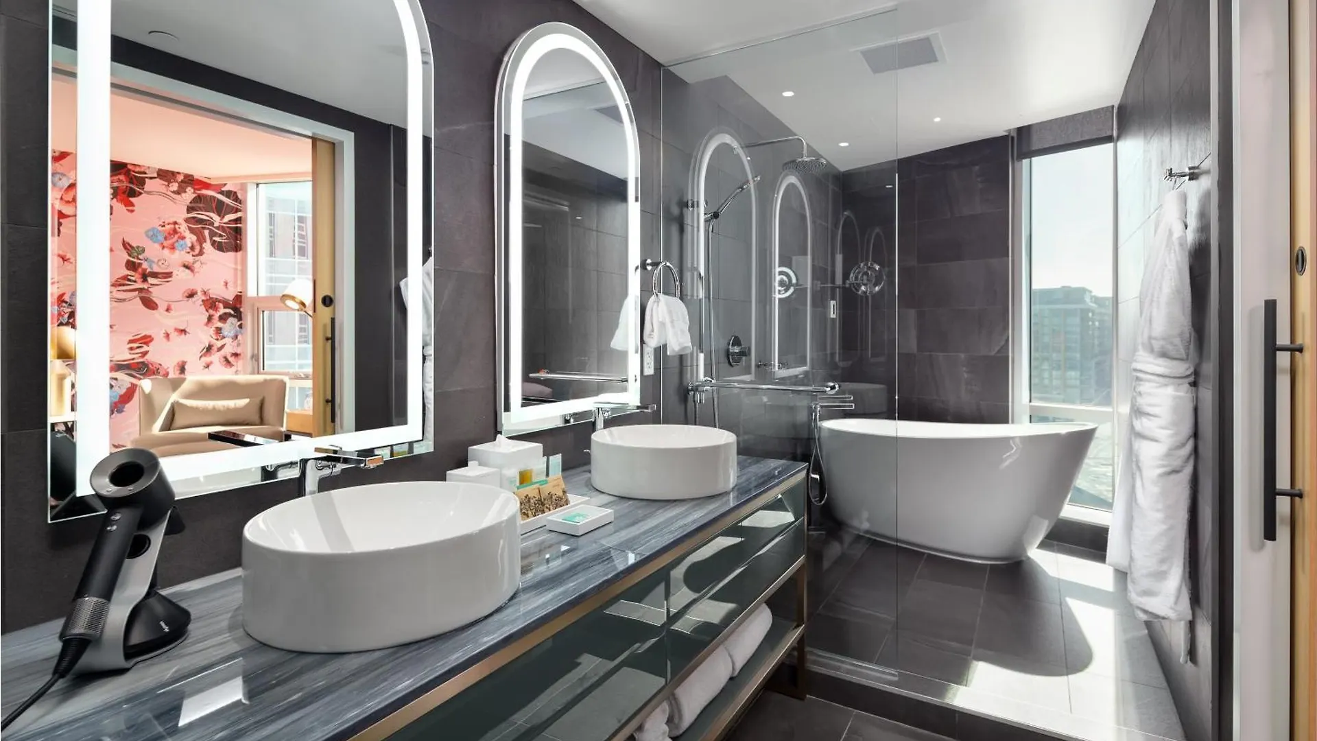 Versante Hotel Richmond 5*,  Canada